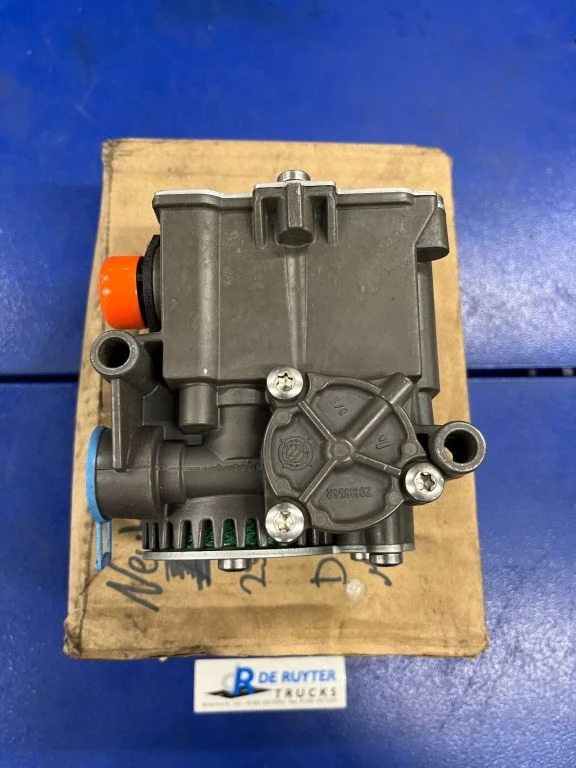 Mercedes-Benz - EBS ventiel A0004291124 afbeelding 4