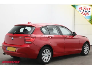 BMW 1 Serie 2011 - 116i AUT Business 5-drs Cruise Navi Airco afbeelding 3 miniatuur