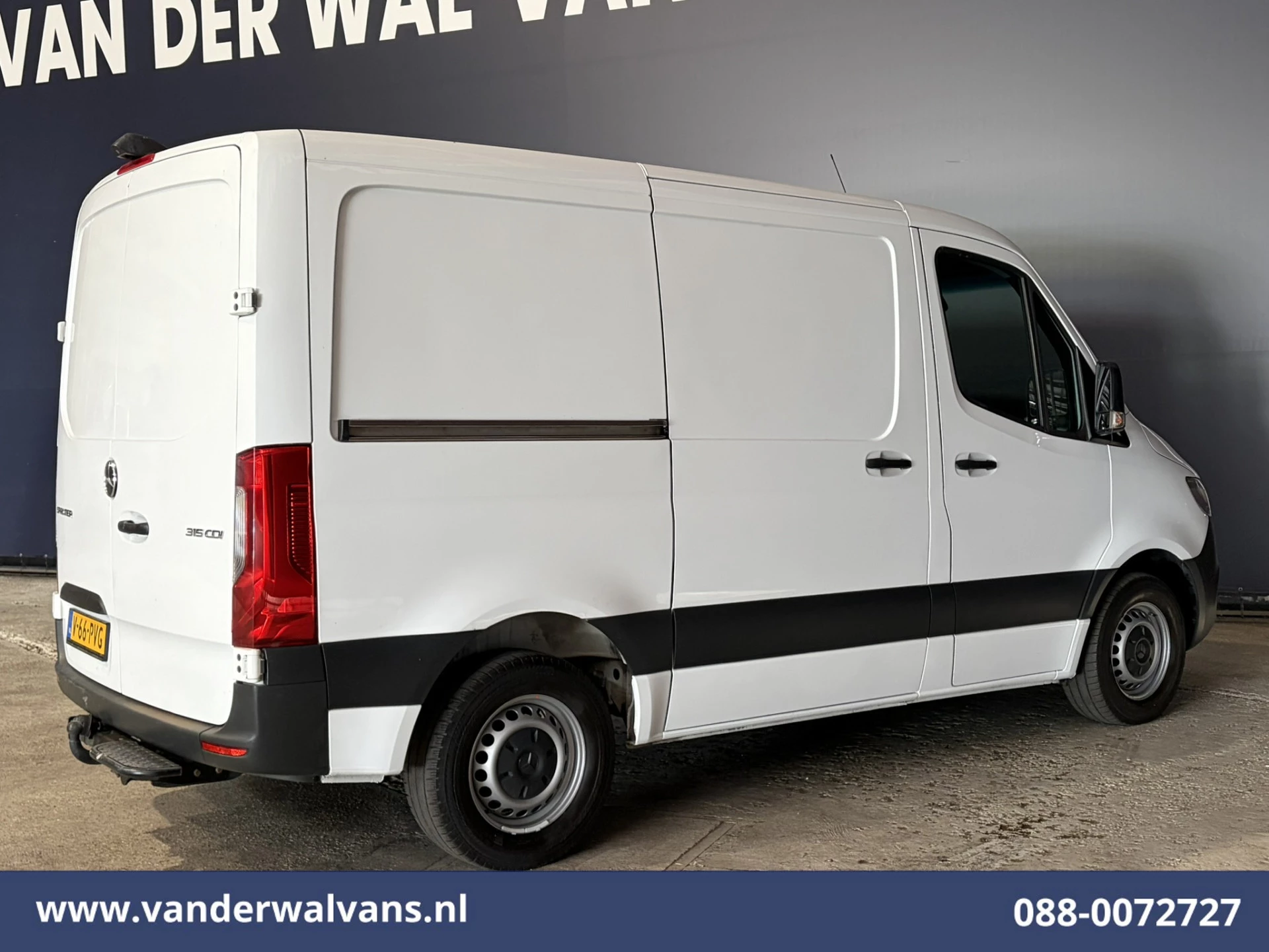 Mercedes-Benz Sprinter 2020 - 315 CDI 150pk L1H1 Euro6 Airco | Camera | Navigatie | Apple Carplay | Chauffeursstoel | Tachograaf obrázek 14