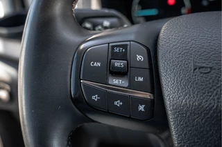 Ford Transit 2023 - 2.0 EcoBlue L2H2 | Automaat | Camera | Cruise | Airco | Trekhaak afbeelding 16