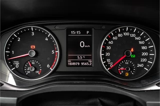 Volkswagen Amarok 2018 - 3.0 TDI V6 L2H1 XL | 4Motion | DC 5P | Highline | 225 PK | LED | Camera | Cruise | PDC | Trekhaak | Airco obrazek 16