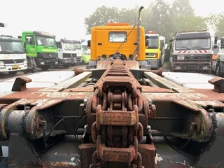 Scania P 2001 - P114-340 6x2 WITH MULTILIFT CONTAINERSYSTEM ONLY 80.500 KM!! ORIGINAL (10 TIRES / FULL STEEL SUSPENSION / 12 GEARS MANUAL GEARBOX / 9.000 KG. FRONT AXLE) obrazek 14