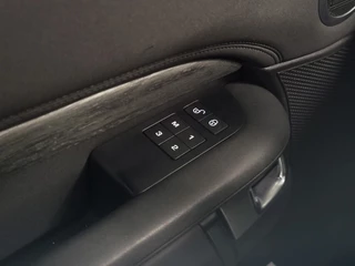Land Rover Discovery 2017 - 2.0Sd4 Automaat Grijs kenteken Euro 6! image 18