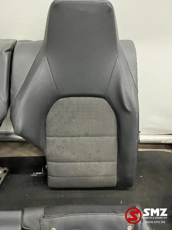 Mercedes-Benz - Occ set interieur met zetels W204FL Mercedes obrázek 13