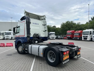 Volvo FM 330 2014 - Globetrotter / 742 dkm image 19