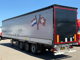 Schmitz Cargobull 2018 - Schuifzeil met Borden / 3x in Stock / Disc-Brakes / Huckepack / Code XL / Apk! image 2 thumbnail