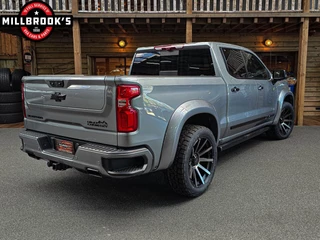 Chevrolet Silverado 2024 - High Country 6.2 V8 420 PK, obrazek 10