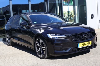 Volvo V60 2020 - 2.0 T5 R-DESIGN / Panorama dak / 250 PK immagine 6