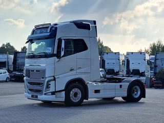 Volvo FH 2020 - 16.750 Globetrotter 4x2 - Retarder - I parkcool - Full spoiler - Led bar afbeelding 3 miniatuur
