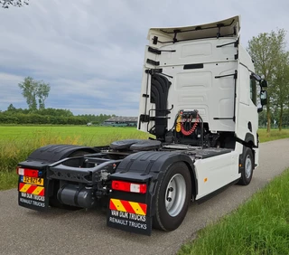 Renault T 2024 - T440 T4x2 sleeper cab изображение 4