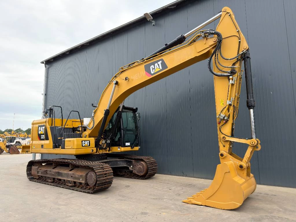 Cat 2019 - 323 07B obrázek 49