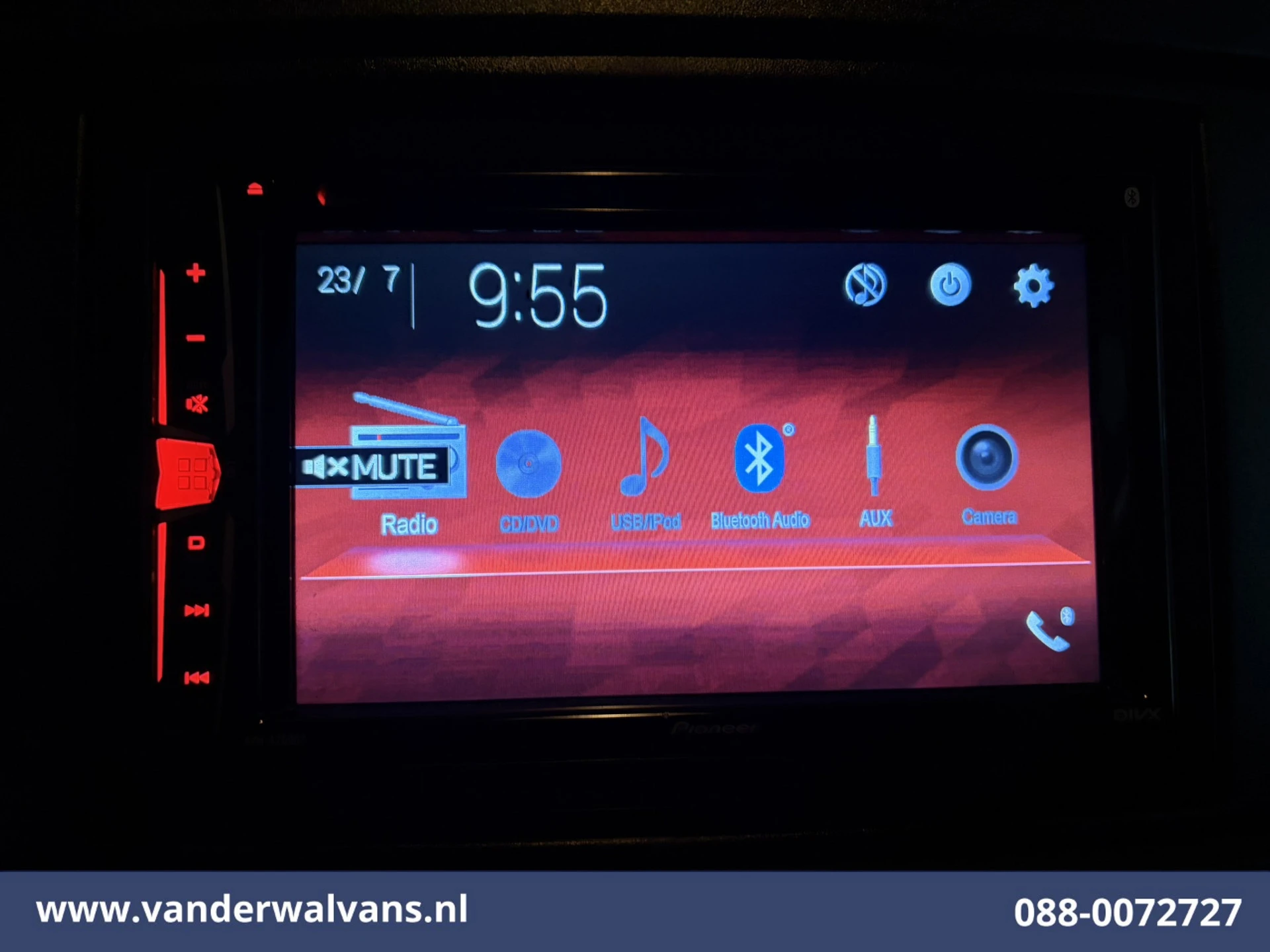 Volkswagen Crafter 2017 - 35 2.0 TDI 141pk Dubbele Cabine Euro6 Open Laadbak | Airco 3500kg trekhaak afbeelding 13