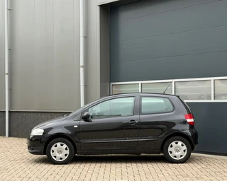 Volkswagen Fox 2009 - 1.2 Trendline bj.2009 Airco|Radio|Nap. image 2 thumbnail