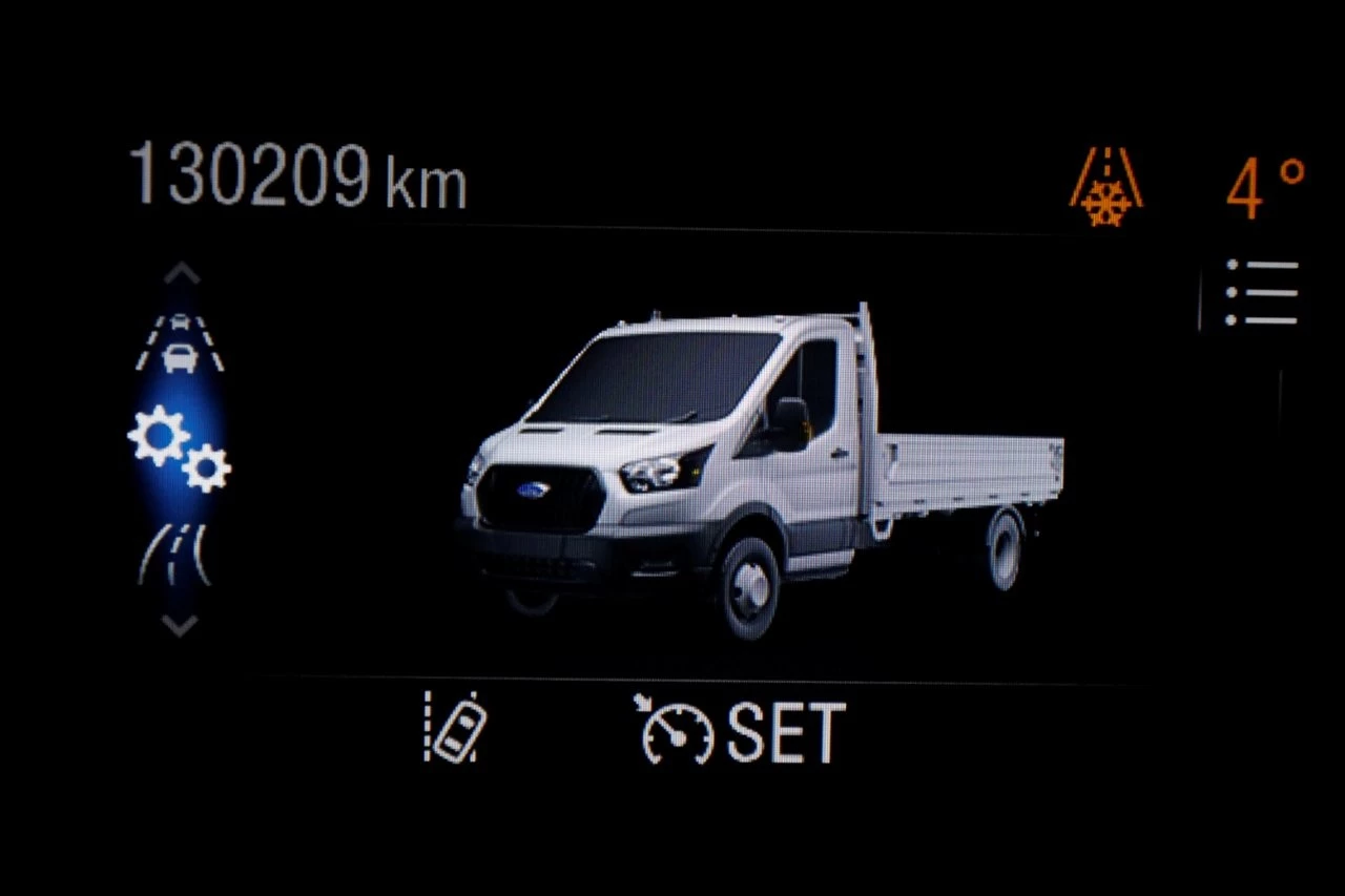 Ford Transit 2022 - 350 2.0 TDCI 130pk D.C. Trend Open Laadbak Trekhaak 3000kg 08-2022 Bild 18