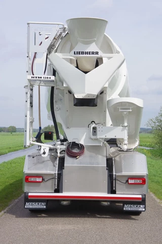 Renault N/A 2024 - 10x4 49-tons naloopas met Liebherr 15M3 Mixer imagen 4