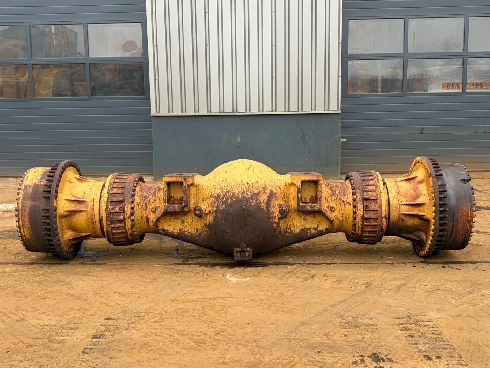 Caterpillar 990 axle afbeelding 1