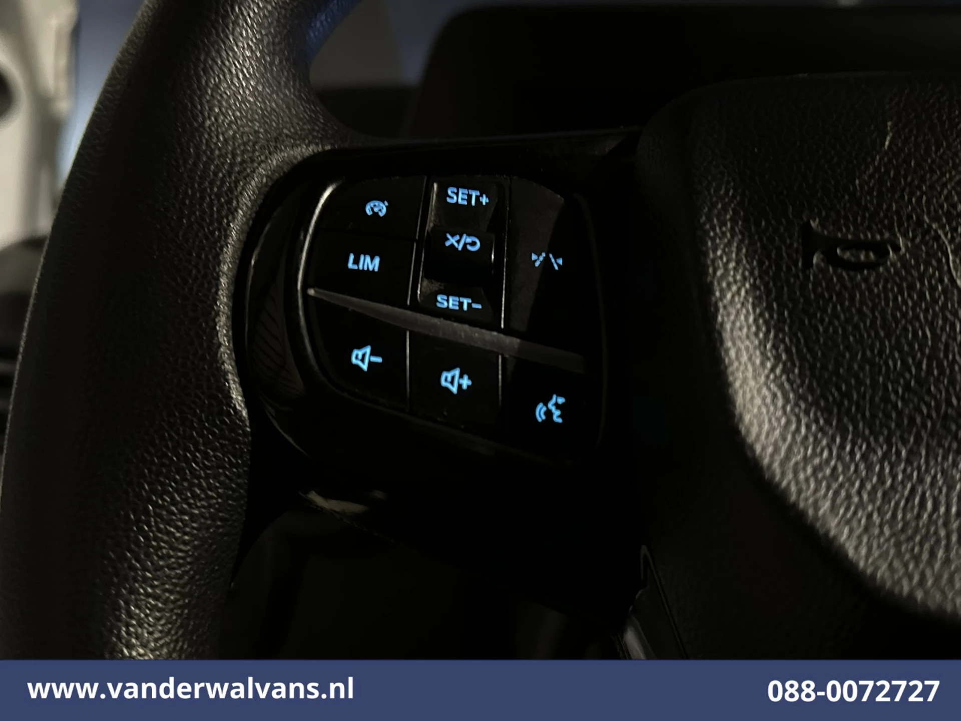 Ford Transit Custom 2024 - 2.0 TDCI 136pk L2H1 Euro6 Airco | Camera | Apple Carplay | Cruisecontrol | LED obrázek 7