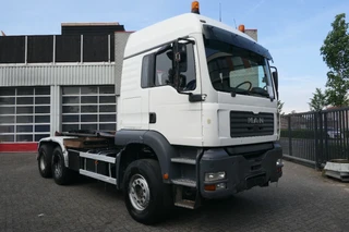 MAN TGA 2005 - 26.460 | Hooklift VDL 25Ton | 6X4 | 754023Km | 2005 | Full Spring | Sleep Cab. | Stand Klima | Belgium Truck afbeelding 2 miniatuur