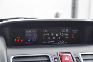 Subaru Forester 2016 - 2.0 Premium obrazek 12