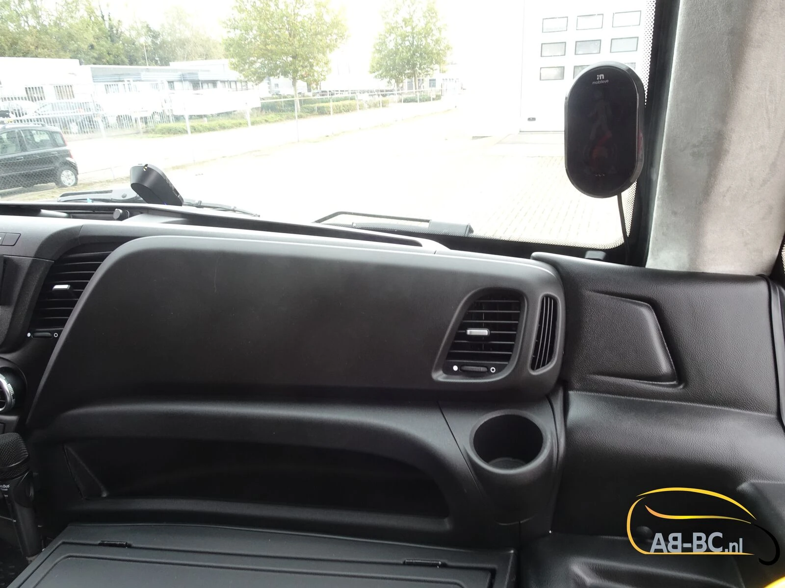 Iveco Aveuro Tourna 35 Seats EURO 6 2 Units Available afbeelding 51