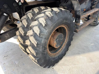 Cat N/A 2014 - M320F obrazek 22