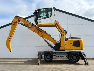 Liebherr 2014 - LH22 - Tilting Cab / Auto Greasing / Camera te koop