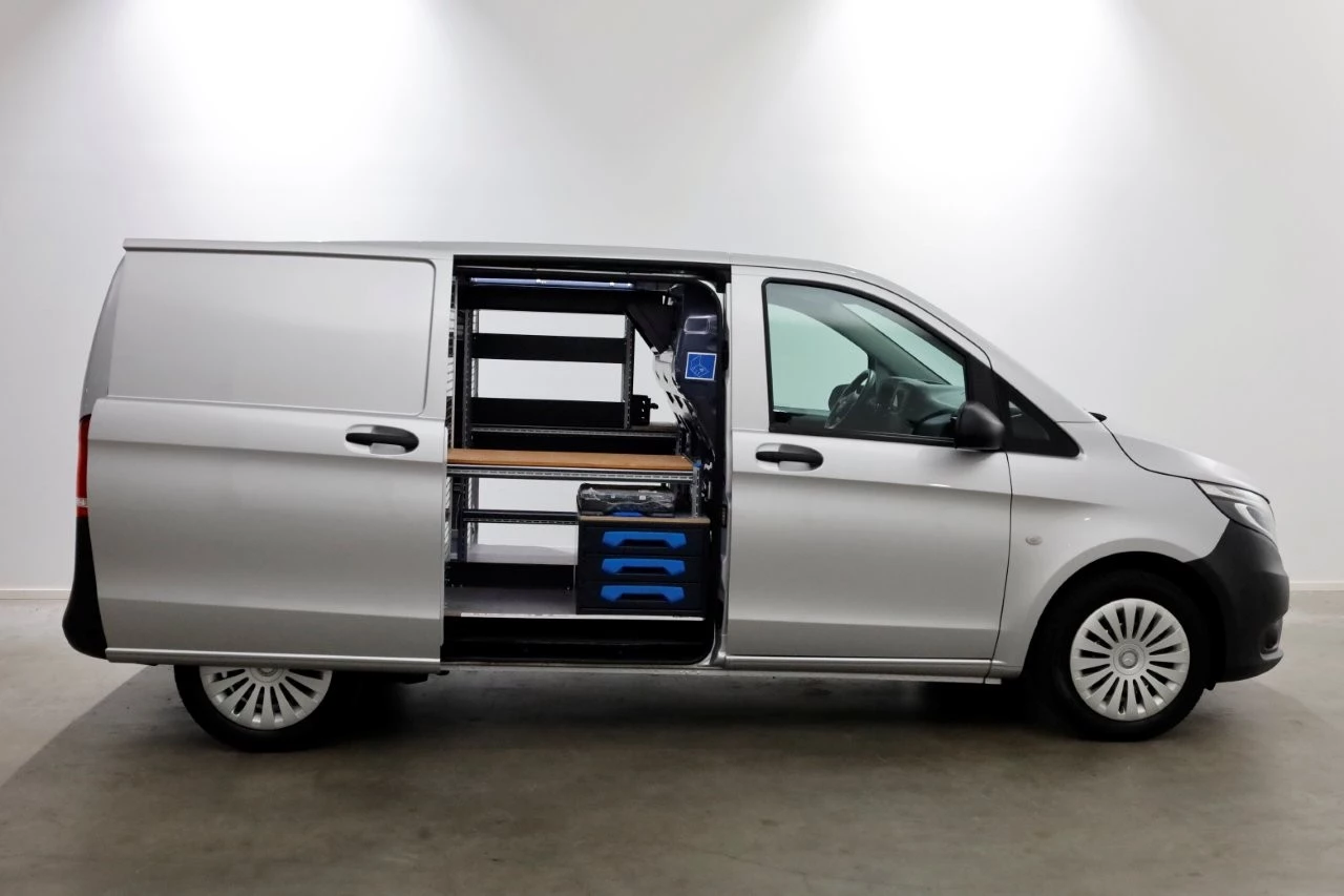 Mercedes-Benz Vito 2022 - 114 CDI 136pk Compact 9G Automaat 2x Schuifdeur/LED/Camera/Inrichting 09-2022 image 8