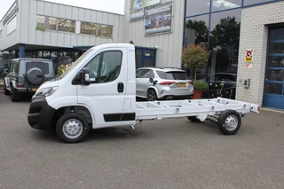 Opel Movano 2023 - Chassis cabine 2.2D 165 pk L3 3.5t imagen 2