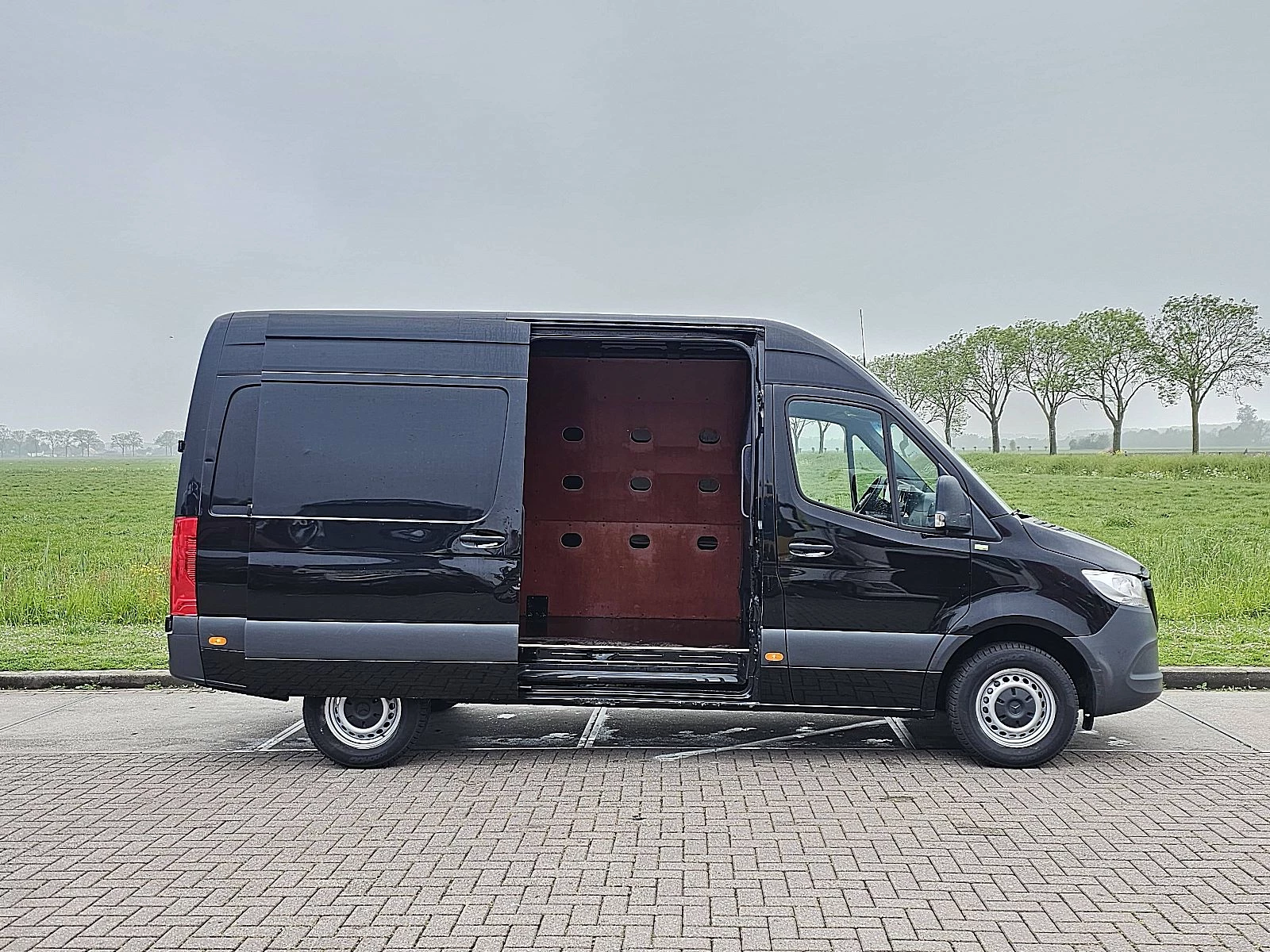 Mercedes-Benz Sprinter 2023 - 315 zdjęcie 14