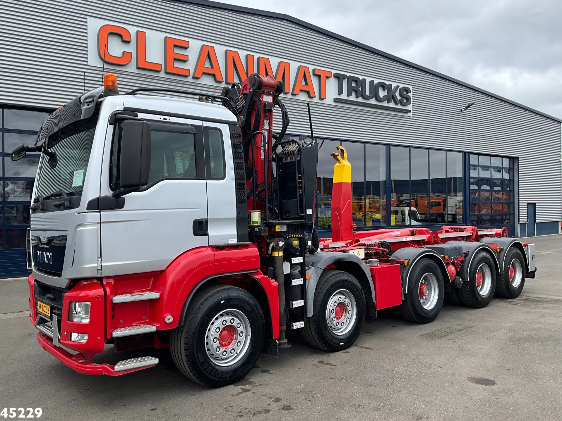 MAN TGS 2014 - 41.440 10x4 Euro 6 Palfinger 17 Tonmeter Z-kraan imagem 6