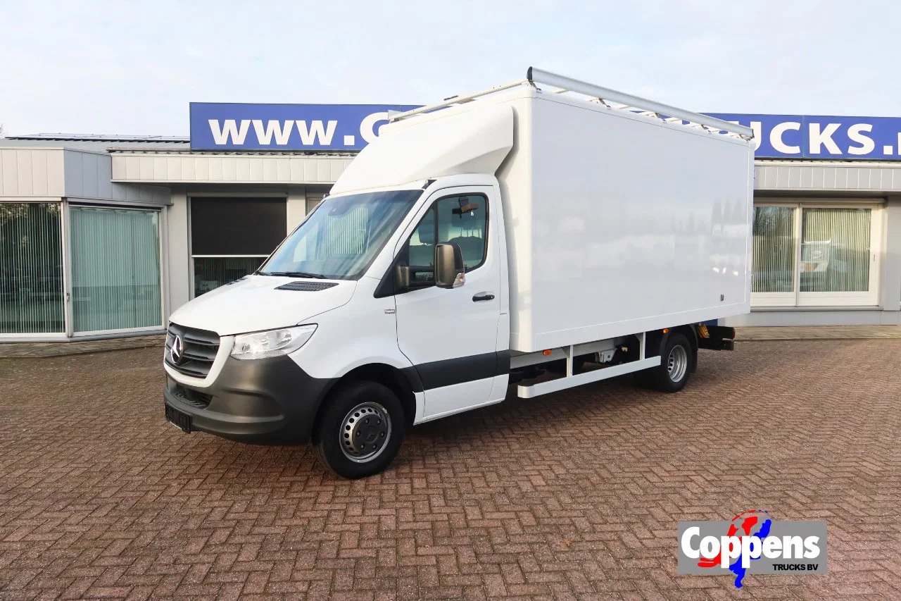 Mercedes-Benz Sprinter 2022 - 519 CDI Bak + deuren, Montage /serviceauto + opstap + Imperial en opsteekrol C rijbewijs afbeelding 1