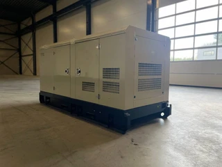 Iveco 2026 - NEF45TM2A - 110 kVA Generator - DPX-19791 imagen 3 miniatura
