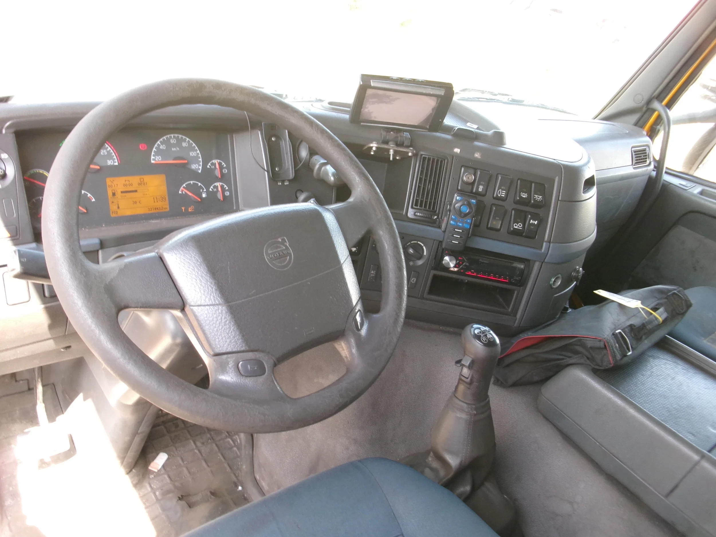 Volvo FM 400 2008 - 8X2 FULL STEEL NL TRUCK afbeelding 7