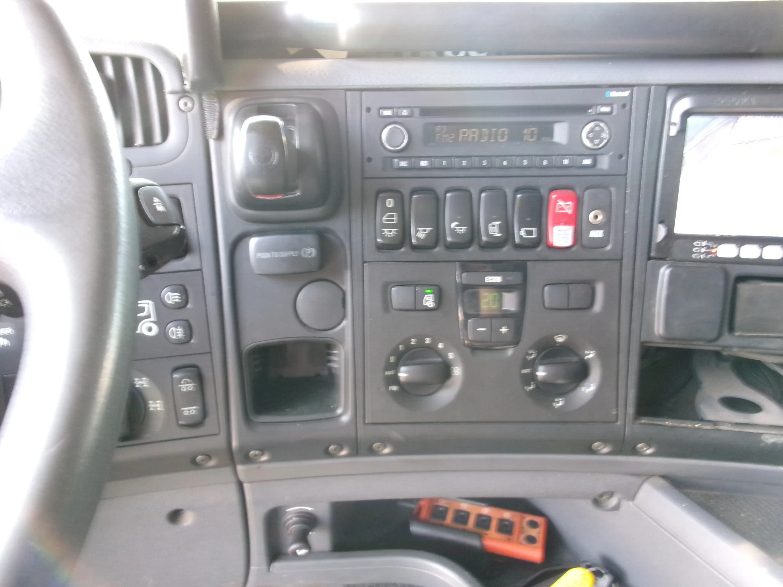 Scania G 2014 - G410 10X4 ASFALT + RETARDER afbeelding 11