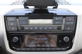 Volkswagen up! 2019 - 1.0 BMT high up! PANORAMADAK ECC WINTERPAKKET PDC <<NL AUTO>> image 22