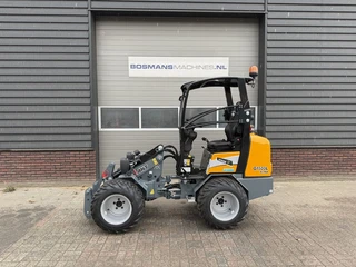 Giant G1500 L X-tra minishovel DEMO 2026 €465 LEASE 2026 Bild 3 Miniaturansicht