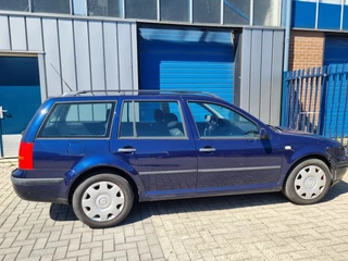 Volkswagen Golf 2001 - Variant 1.6 Trendline AUTOMAAT, APK 4-2027 zdjecie 4