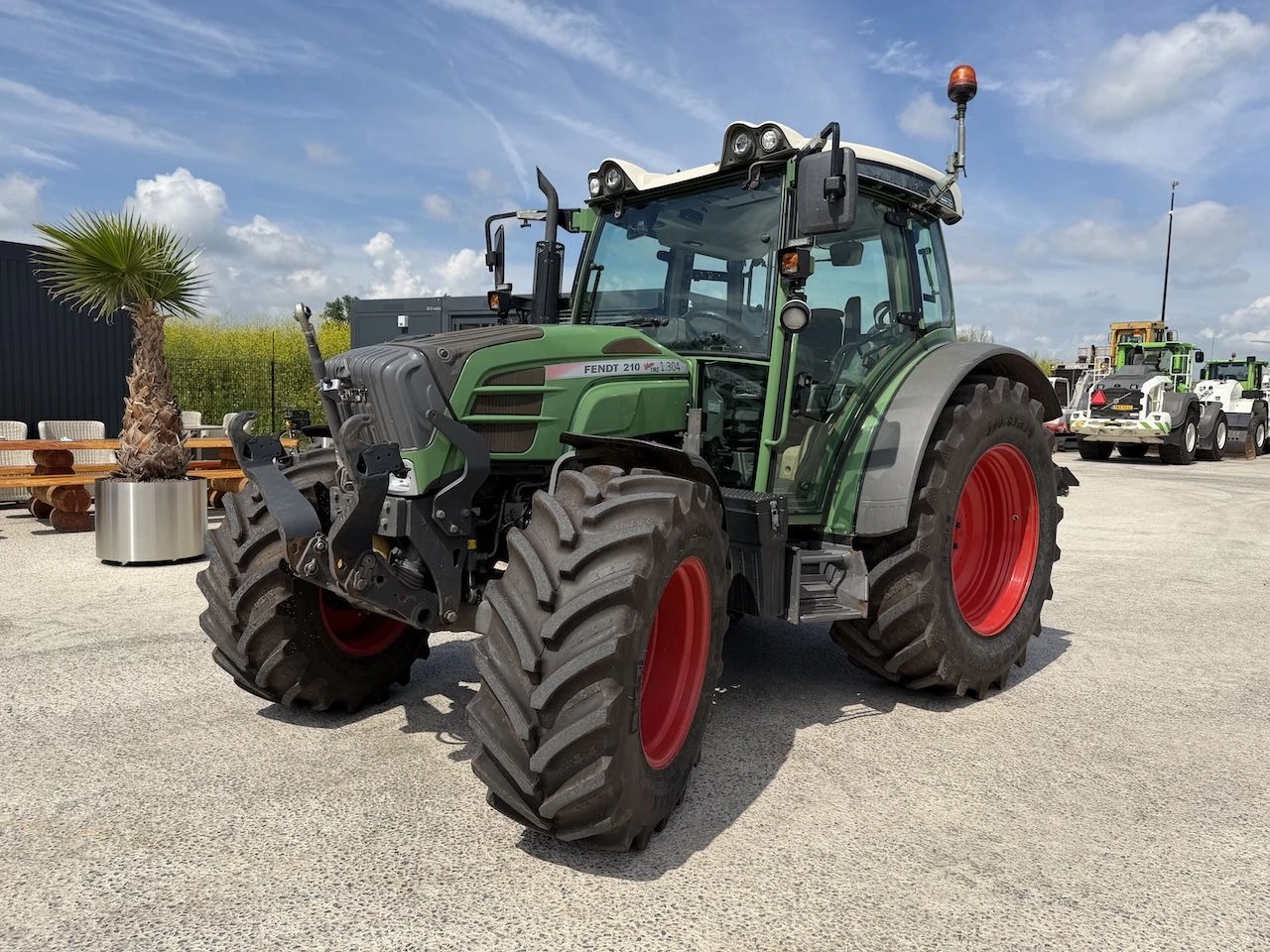 Fendt 210 Vario TMS 2015 afbeelding 1