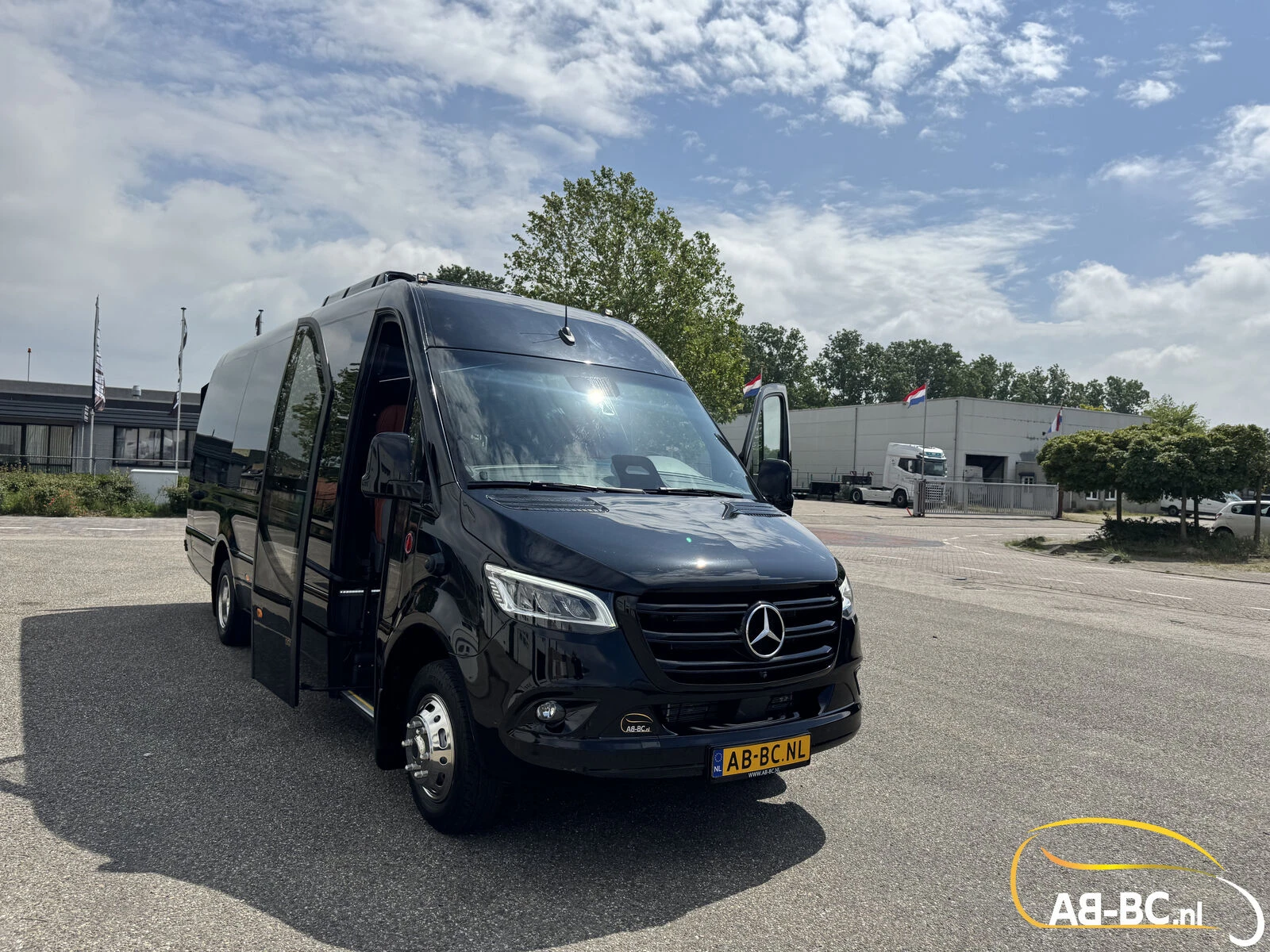 Mercedes-Benz 519 Storm, 21 Seats large luggage space, Euro 6 2026 Bild 4