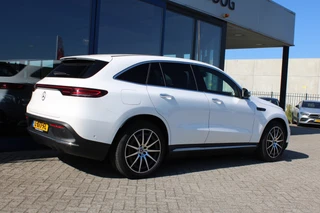 Mercedes-Benz EQC 2021 - 400 4MATIC 80kWh Business Solution AMG LINE 20'' image 3 thumbnail