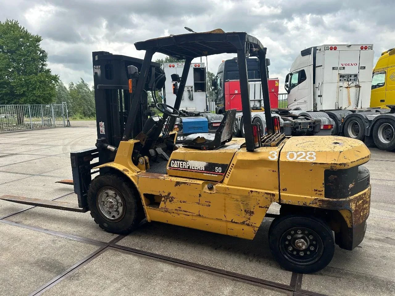 Caterpillar DP50 2001 obrázek 14