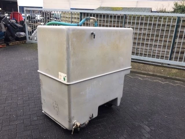 Diverse - WATERTANK 2000 LITER Bild 1