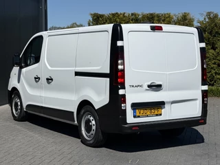 Renault Trafic 2021 - 2.0 dCi 146 PK / AUTOMAAT / L1H1 / 1e EIG. / 2x SCHUIFDEUR / INRICHTING / CAMERA / 3-ZITS image 6