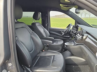 Mercedes-Benz V-Class 2021 - 300 CDI image 7
