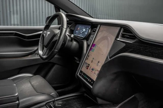 Tesla Model X 2018 - 75D AWD | 328 PK | Camera | Falcon Wing-deuren | PDC | Trekhaak afbeelding 2 miniatuur