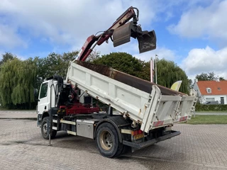 DAF CF 75.250 2005 - CF 75.250 4x2 Tipper with HMF-1060 Euro 3 obrazek 4