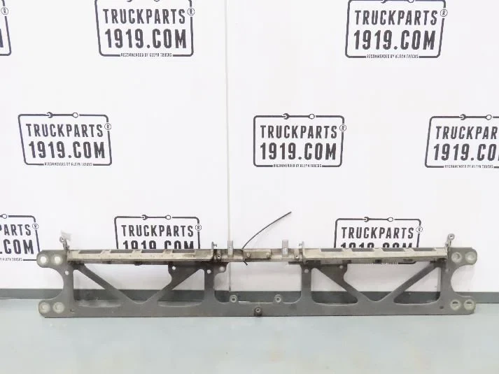DAF - Body & Chassis Parts Traverse voorzijde DAF afbeelding 1
