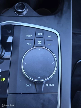 BMW 1 Series 2022 - 118i M Sport Business | NAV | Camera| Automaat obrazek 46