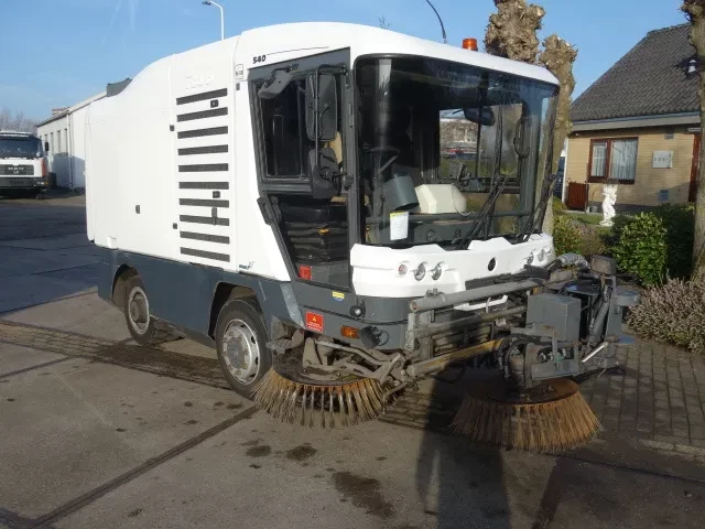 Ravo 2011 - 540 EURO5 afbeelding 3