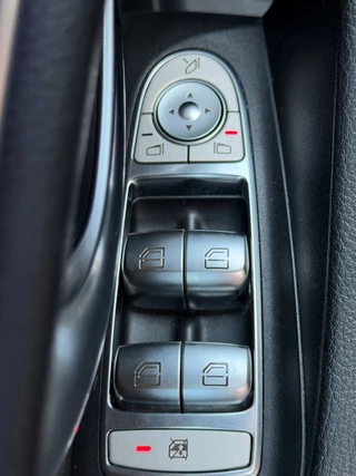 Mercedes-Benz E-Class 2019 - All-Terrain 220 d 4MATIC Prestige bj.2019 360*|Pano|Trekh|NL auto. bild 26